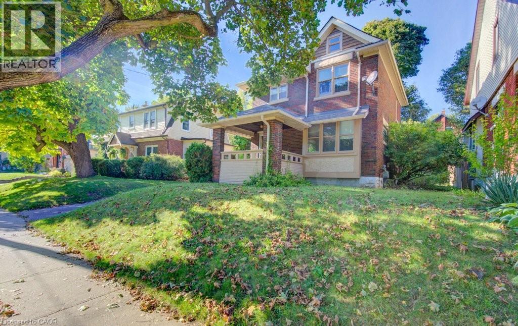106 Mansion St, Kitchener, ON N2H 2J9