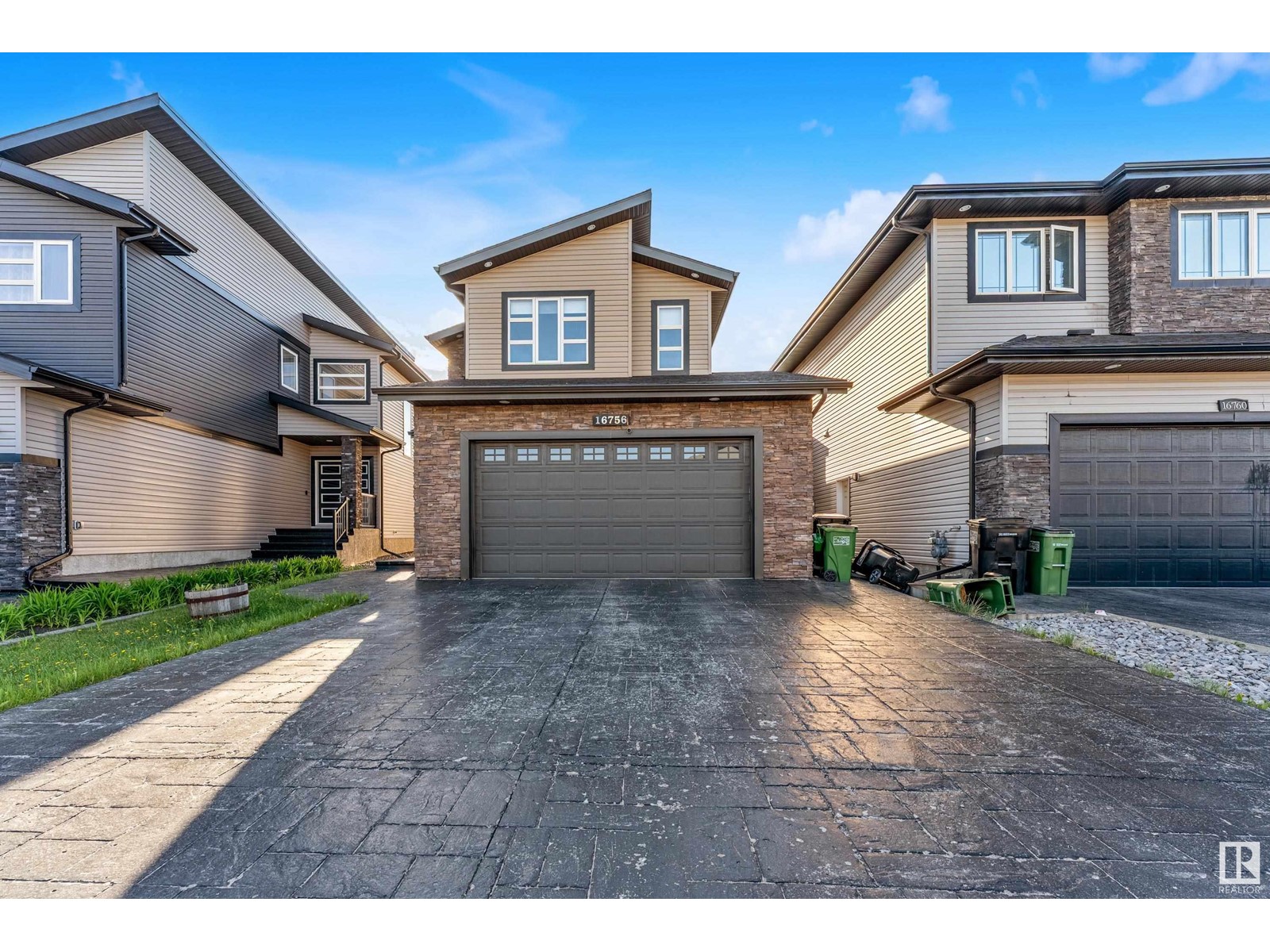 60 St Nw Unit 16756, Edmonton, AB T5Y 4G9