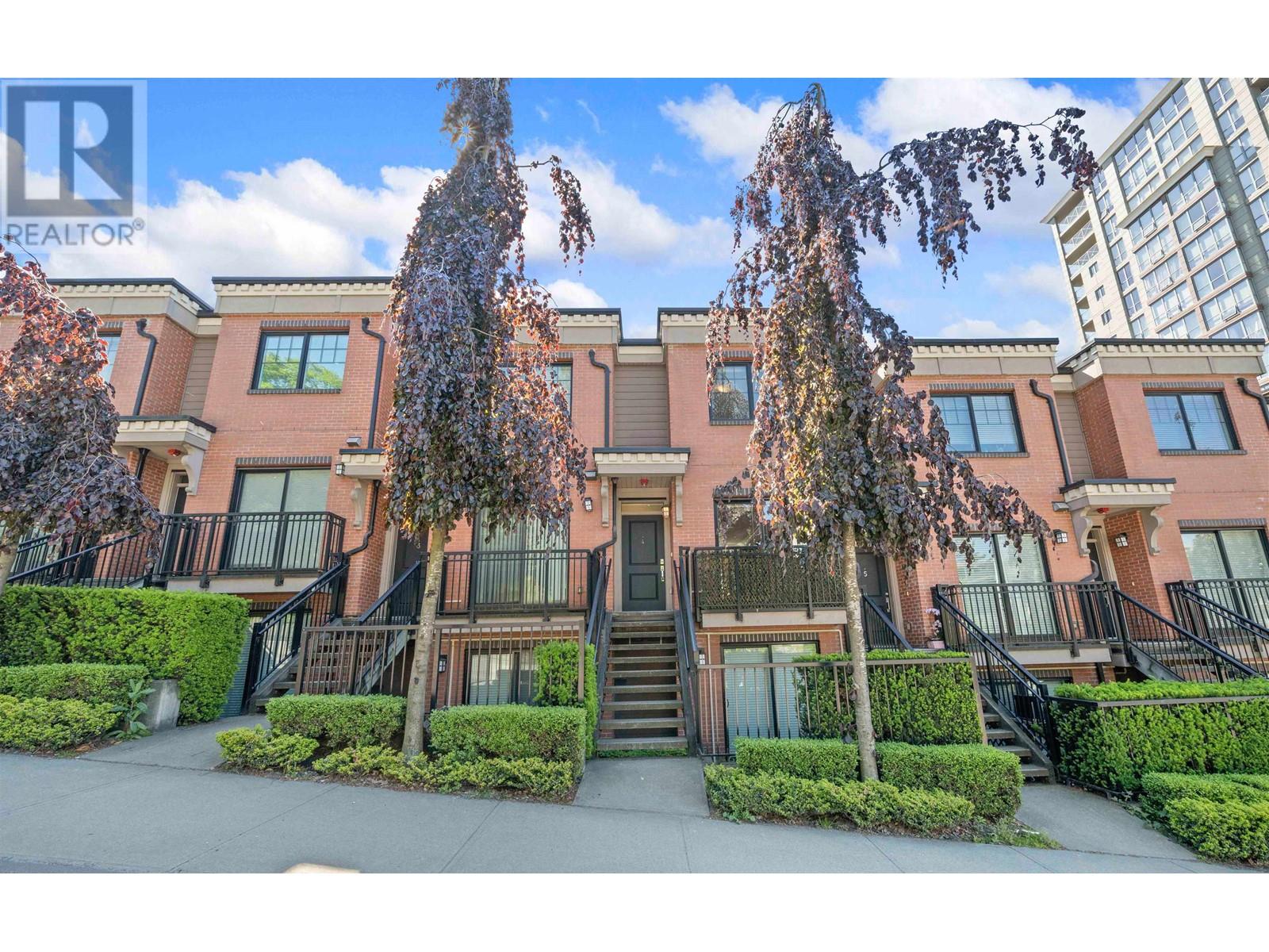 838 Royal Avenue Unit 4, New Westminster, BC V3M 1J9