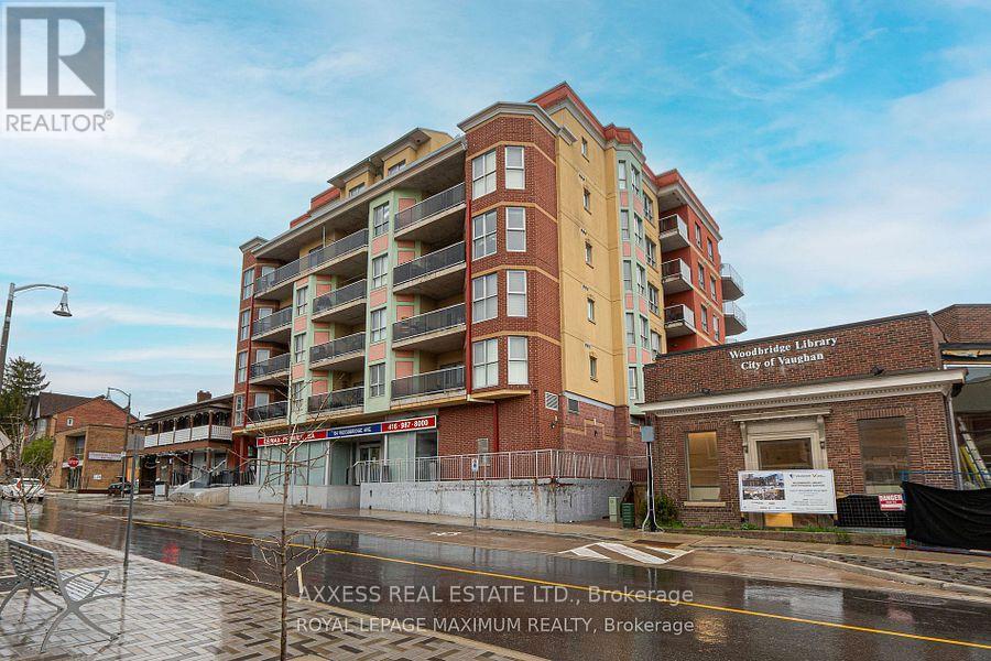 210 160 Woodbridge Ave, Vaughan, ON L4L 0B8