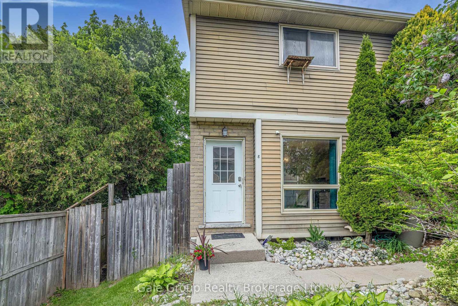 8 867 Parkinson Rd, Woodstock, ON N4S 8S7