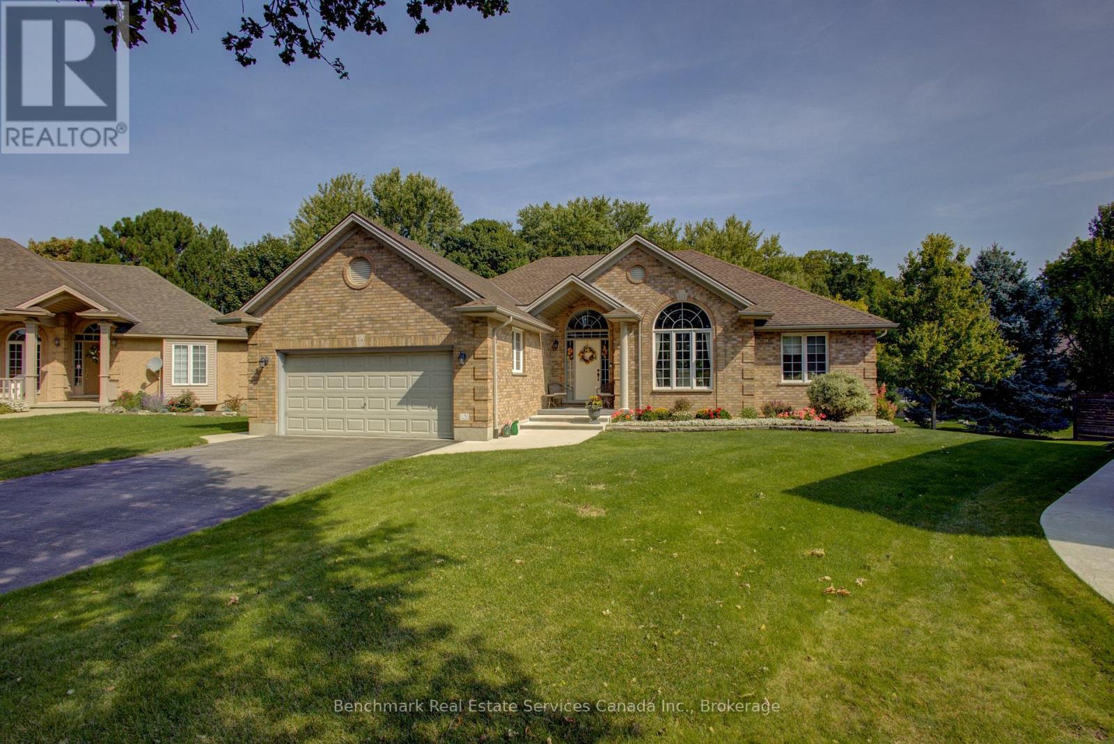 10 Oakwood Ct, St. Marys, ON N4X 1A5