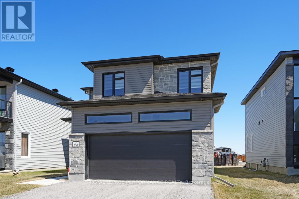 658 Chillon St, Alfred and Plantagenet, ON K0A 3K0
