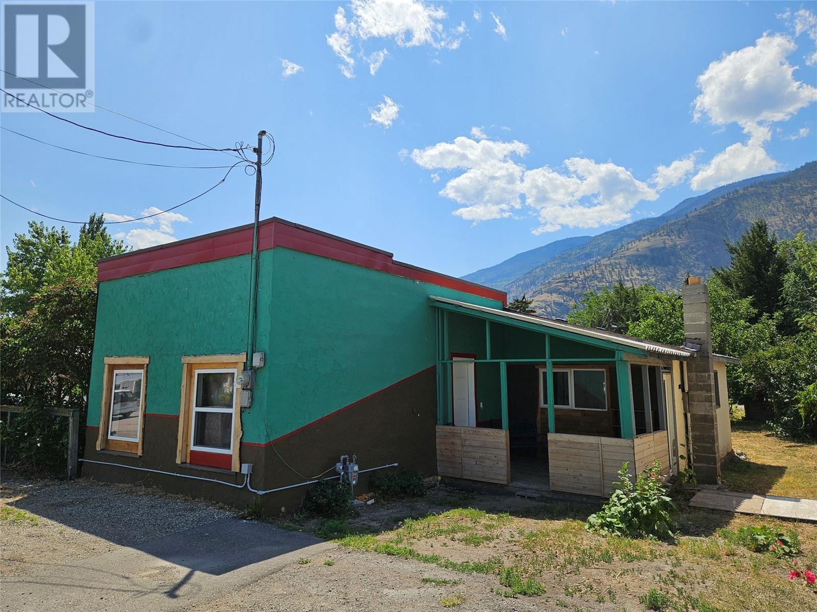2149 Main St, Cawston, BC V0X 1C1
