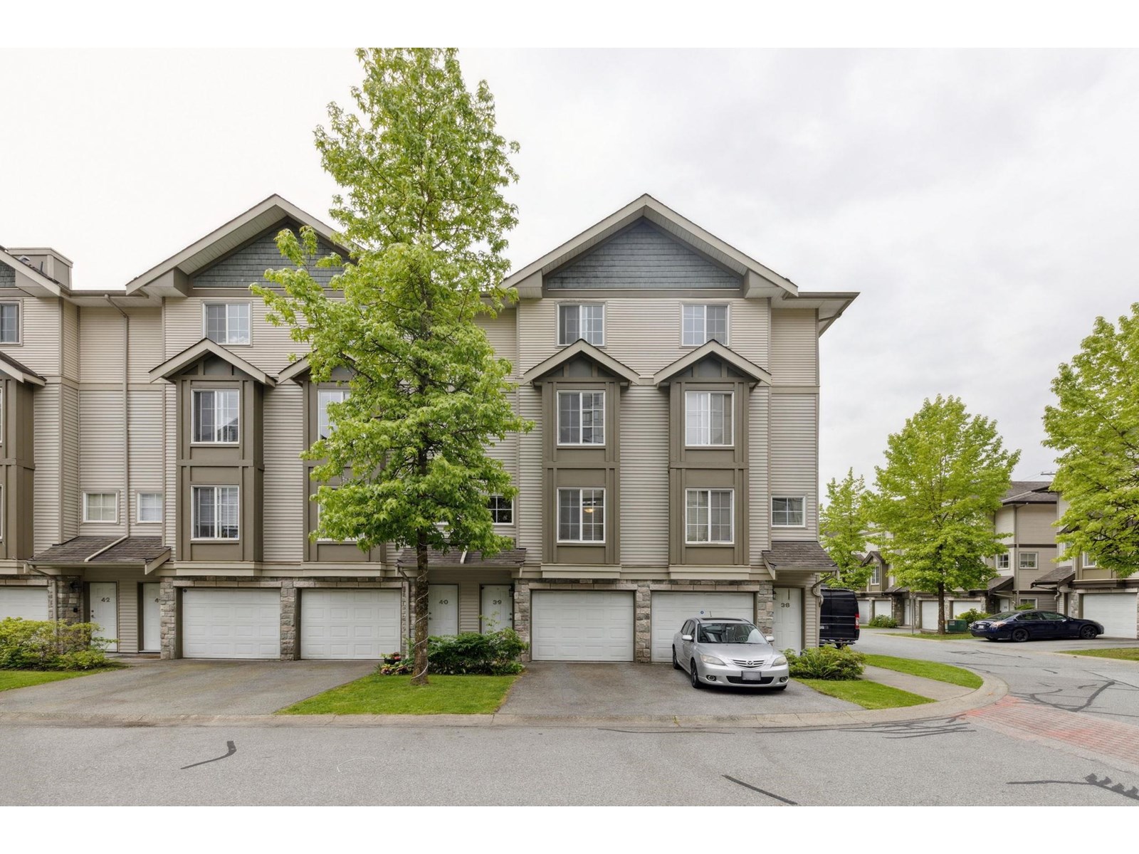 14855 100 Avenue Unit 39, Surrey, BC V3R 2W1