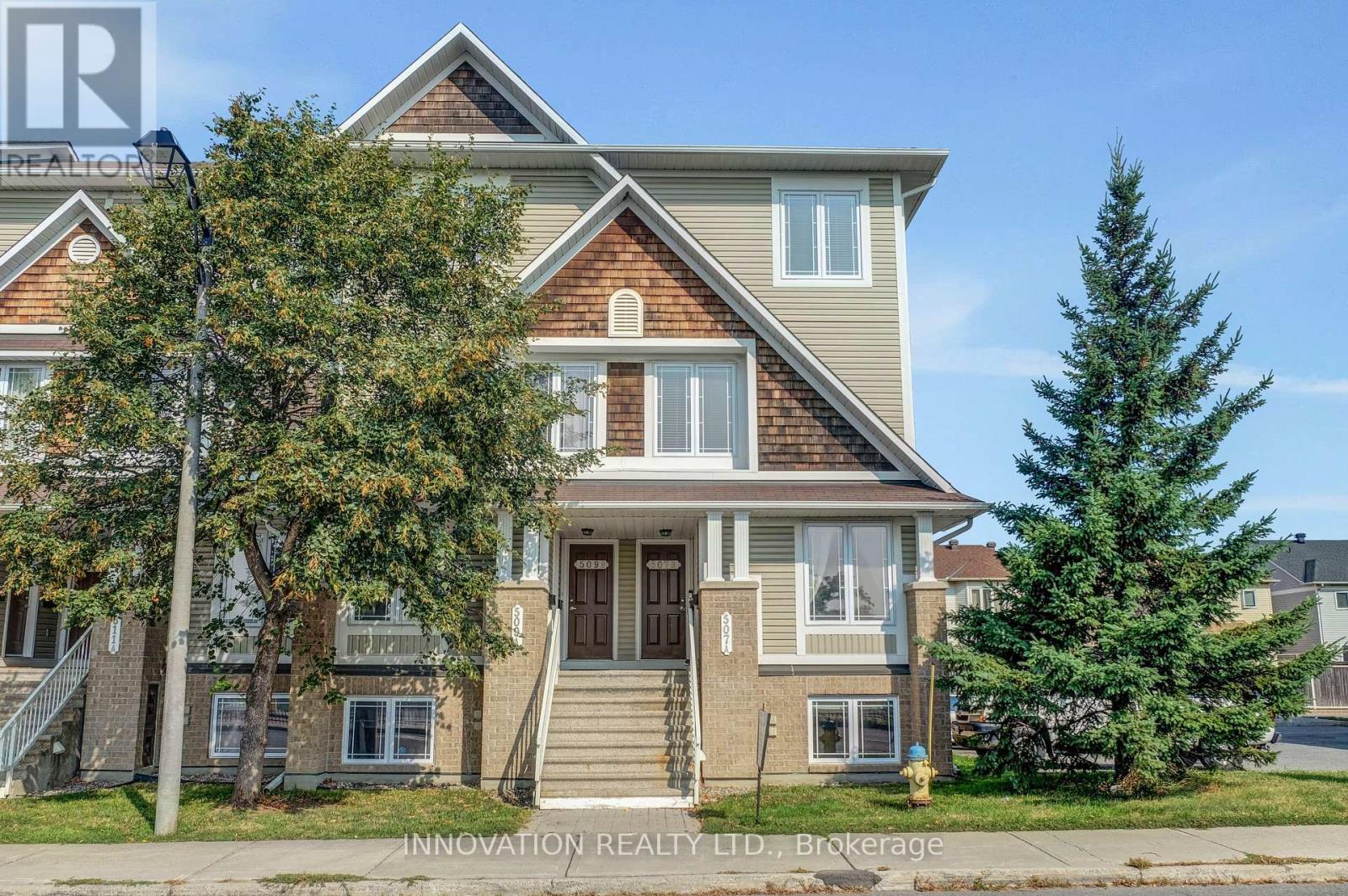 49 507 B Chapman Mills Dr, Ottawa, ON K2J 0M8