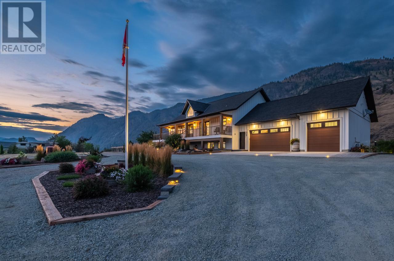 2940 82nd Avenue, Osoyoos, BC V0H 1V6