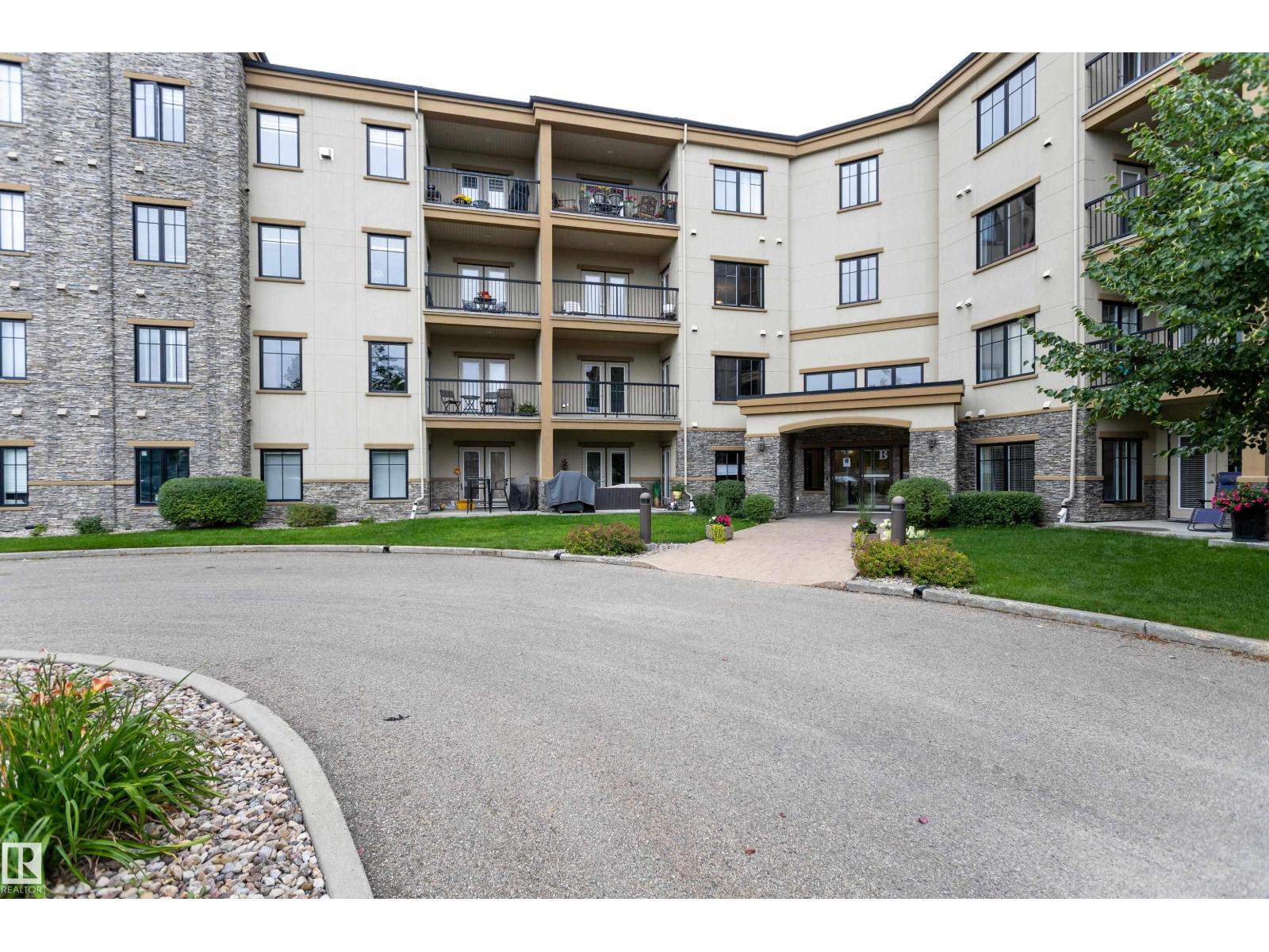 160 Magrath Road Northwest #409, Edmonton, AB T6R 3T7
