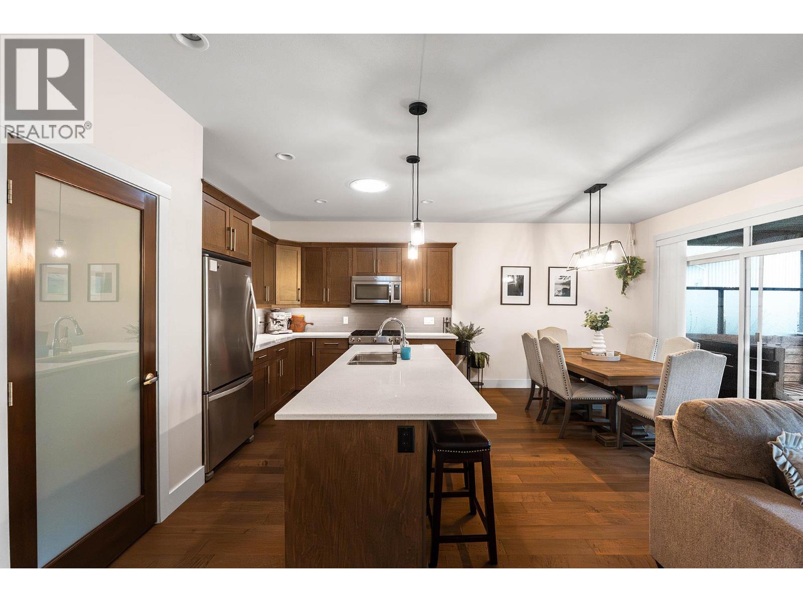 1769 Tower Ranch Dr, Kelowna, BC V1P 1T2