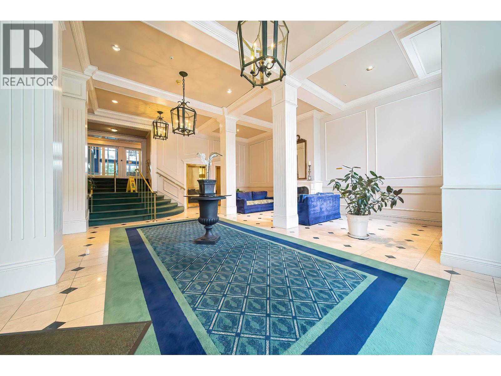 5735 Hampton Place Unit 234, Vancouver, BC V6T 2G8