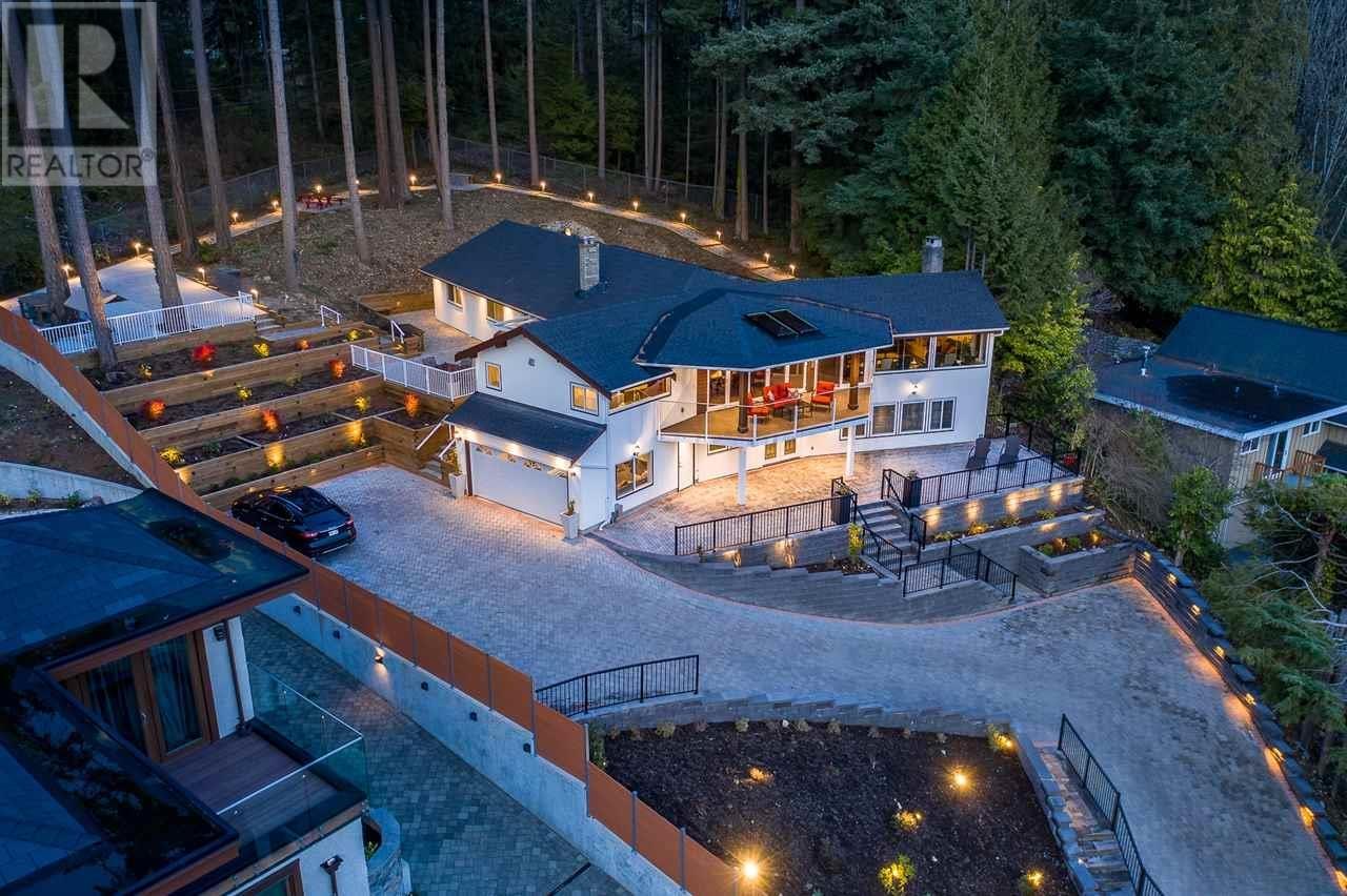 2939 Altamont Pl, West Vancouver, BC V7S 3C3