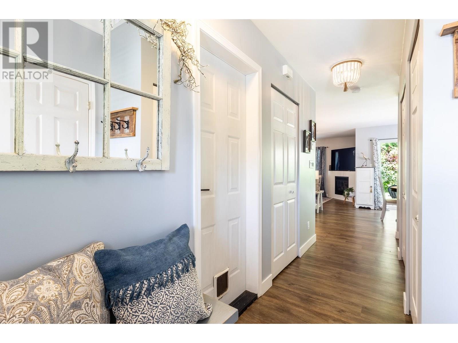 735 Park Road Unit 53, Gibsons, BC V0N 1V7