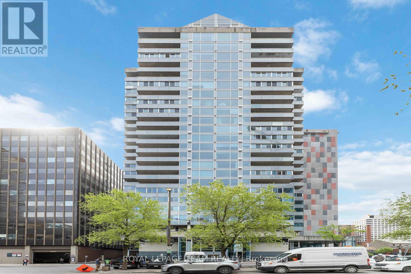 1806 160 George St, Ottawa, ON K1N 9M2