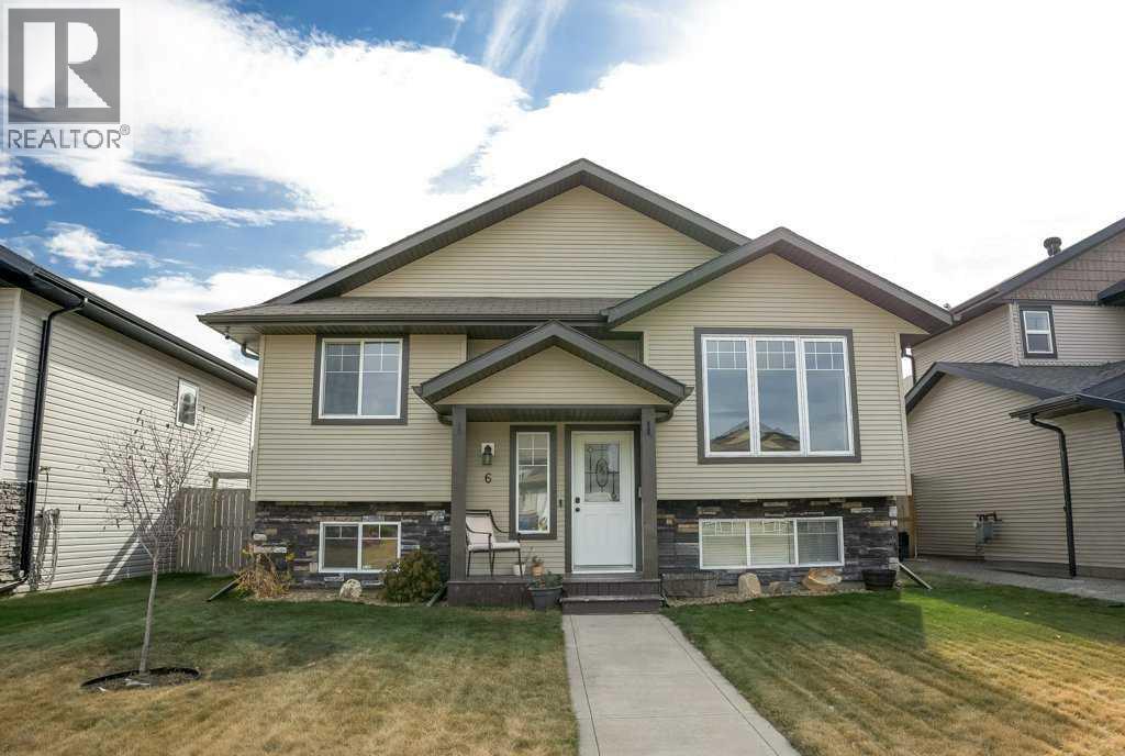 6 Coachill St, Blackfalds, AB T4M 0A9