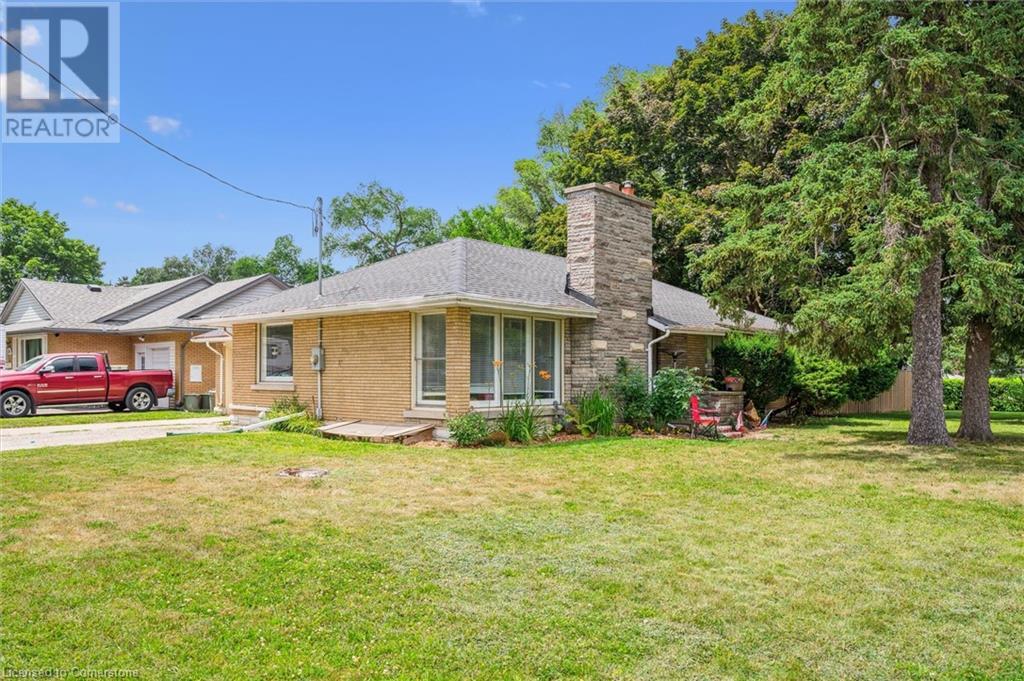 143 Bruce St, Kitchener, ON N2B 1Y9