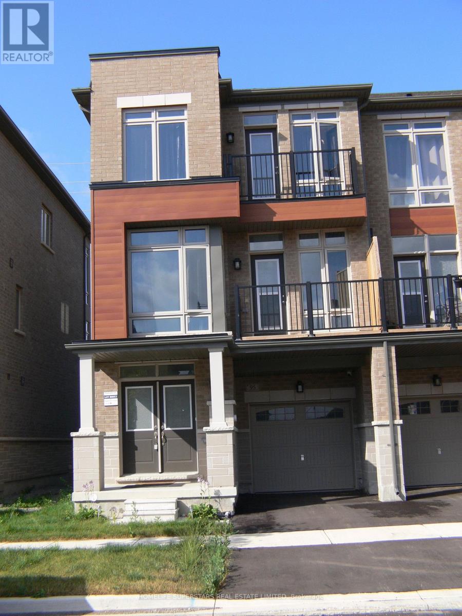 95 Donald Ficht Cres, Brampton Northwest Brampton, ON L7A 5H7