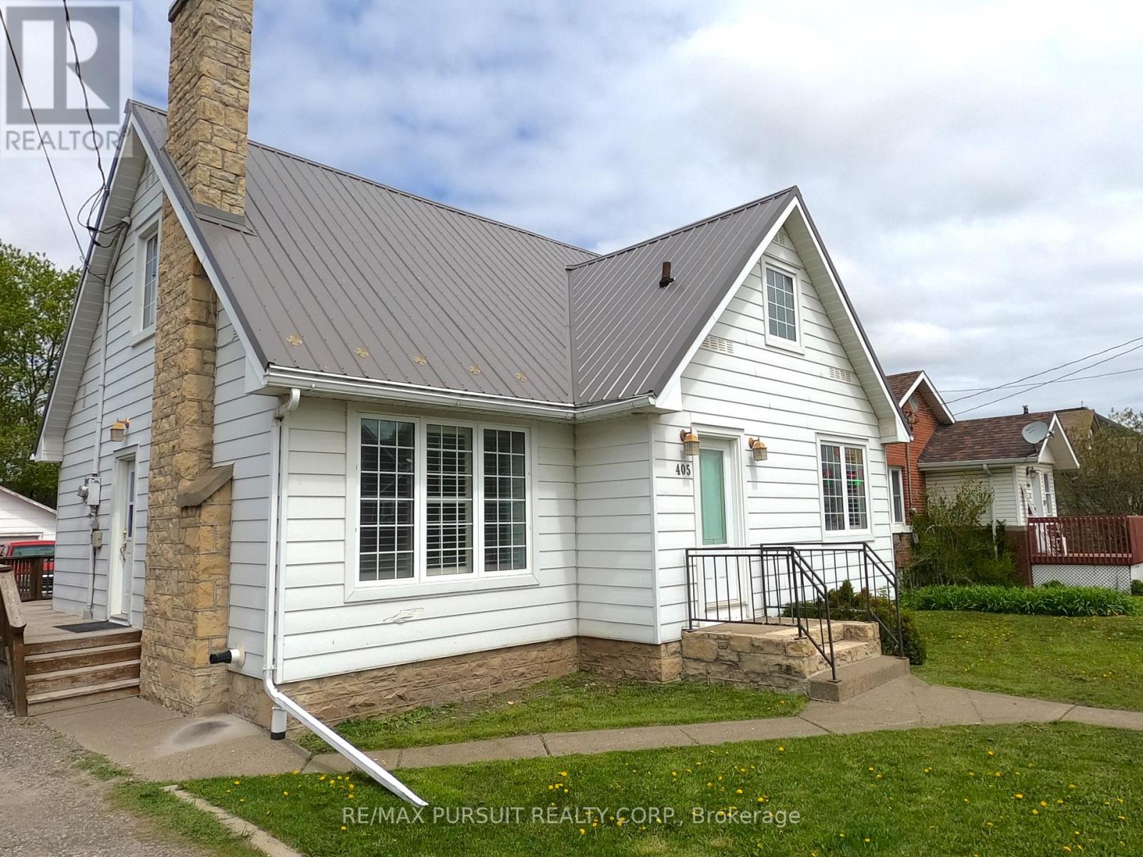 405 Whitewood Ave W, Temiskaming Shores, ON P0J 1P0