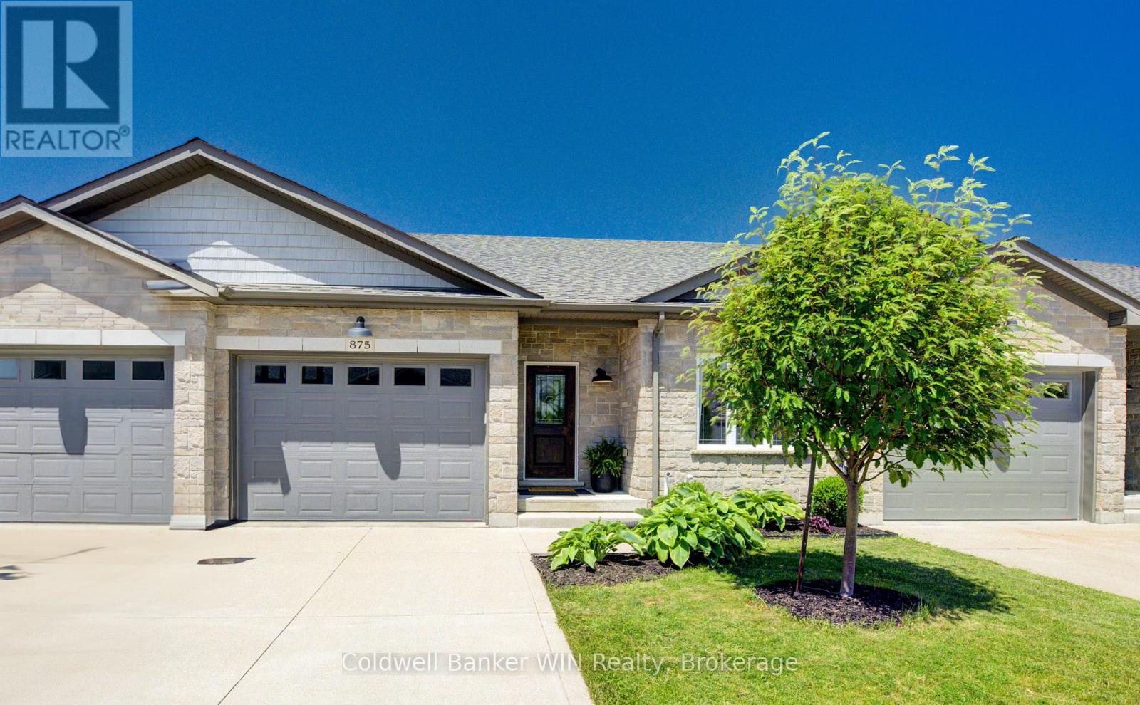 875 Baker Ave S, North Perth, ON N4W 3W2