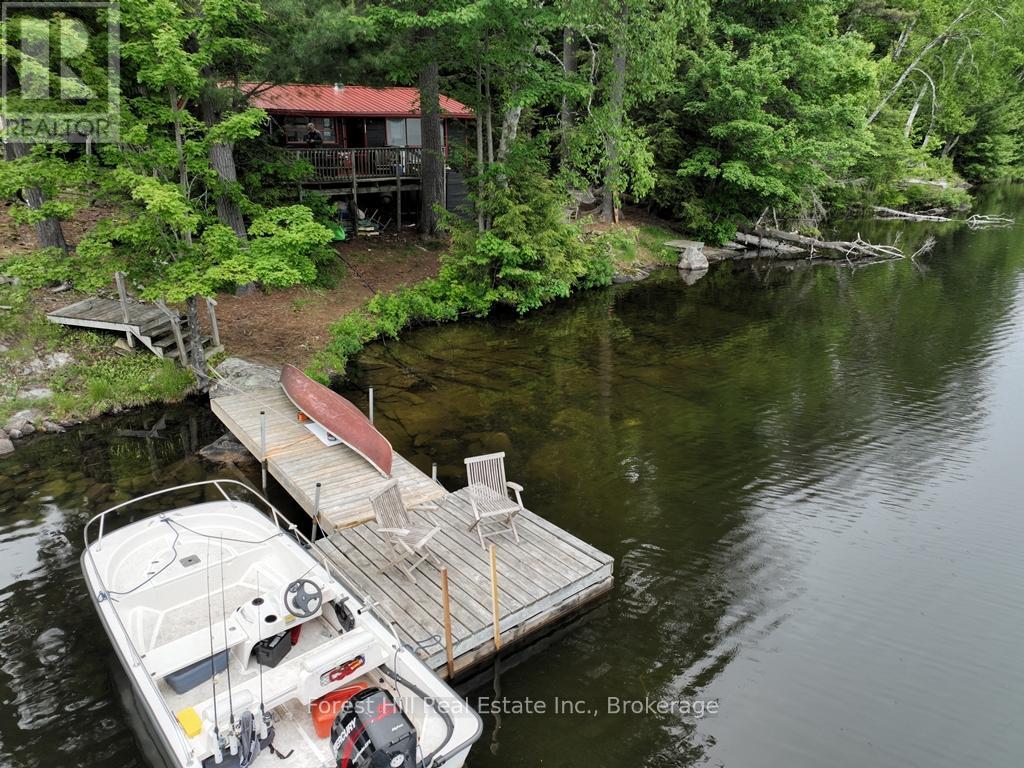 1293 Causeway Dr, Algonquin Highlands, ON P0A 1E0