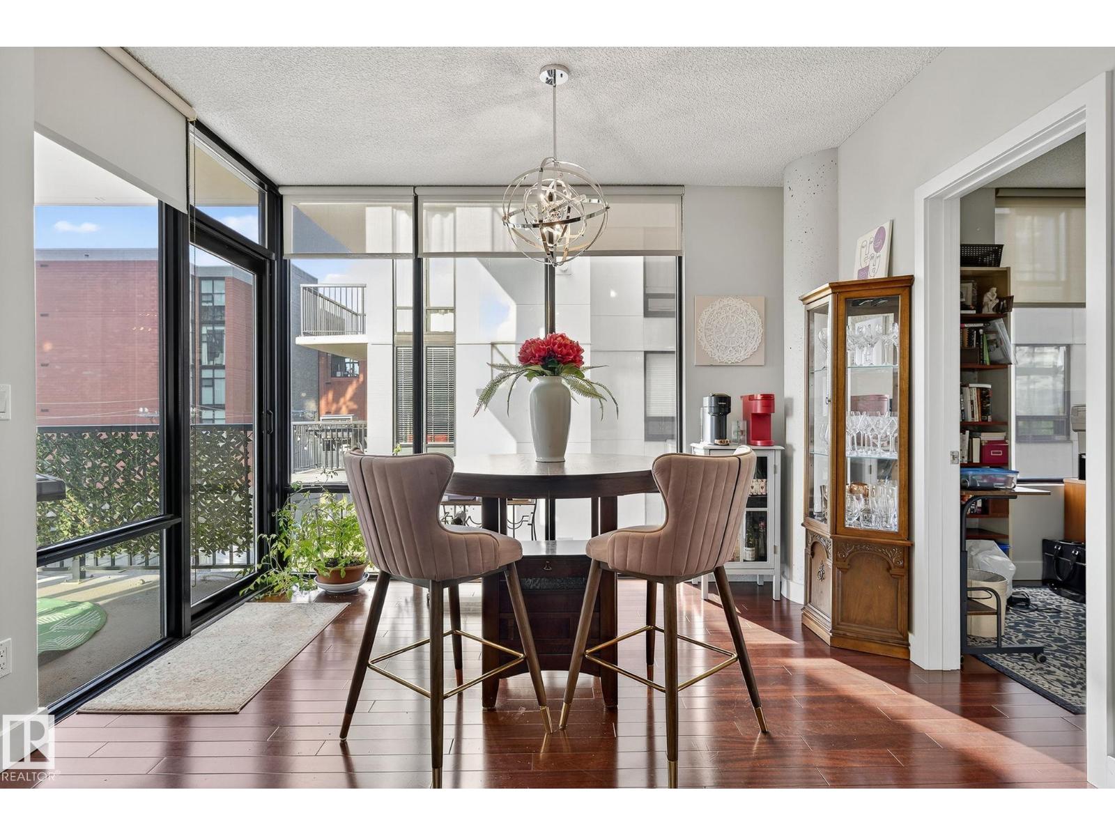10028 119 Street Northwest #401, Edmonton, AB T5K 1Y8