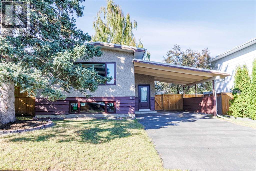 83 Brazeau Cres SW, Calgary, AB T2W 0Z2