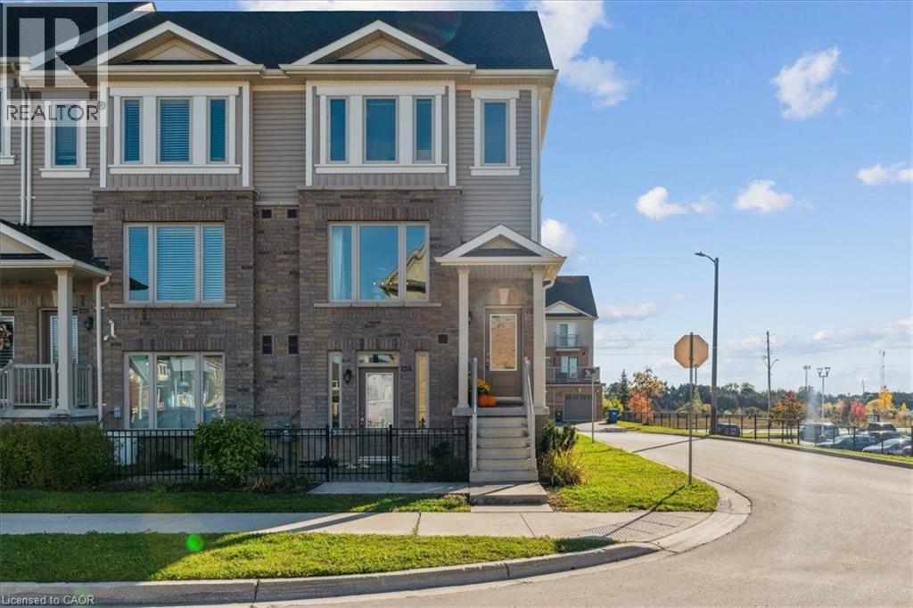 260 Law Dr, Guelph, ON N1E 0P6