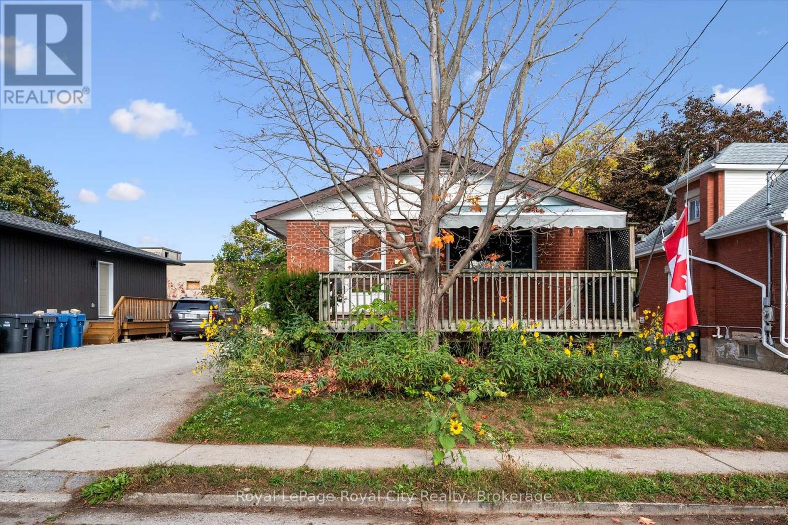 24 Hooper St, Guelph, ON N1E 5W5