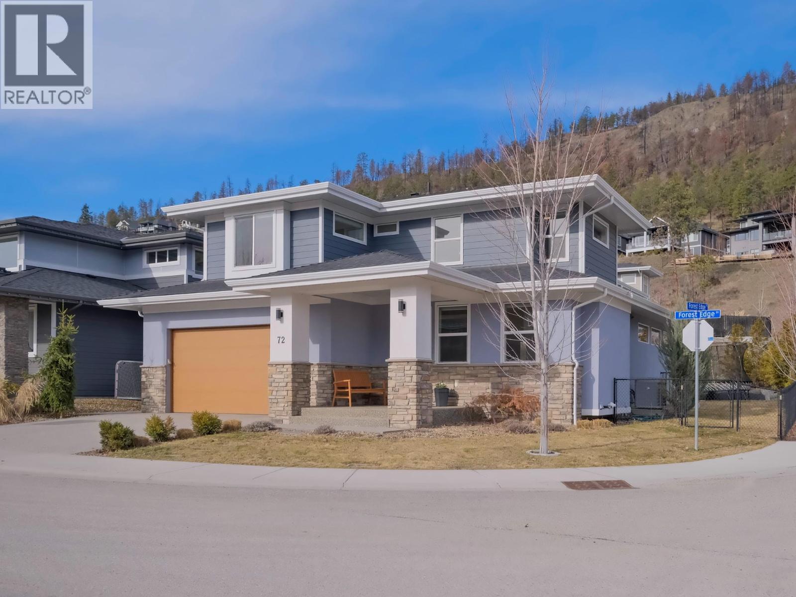 72 Forest Edge Dr, Kelowna, BC V1V 3G3