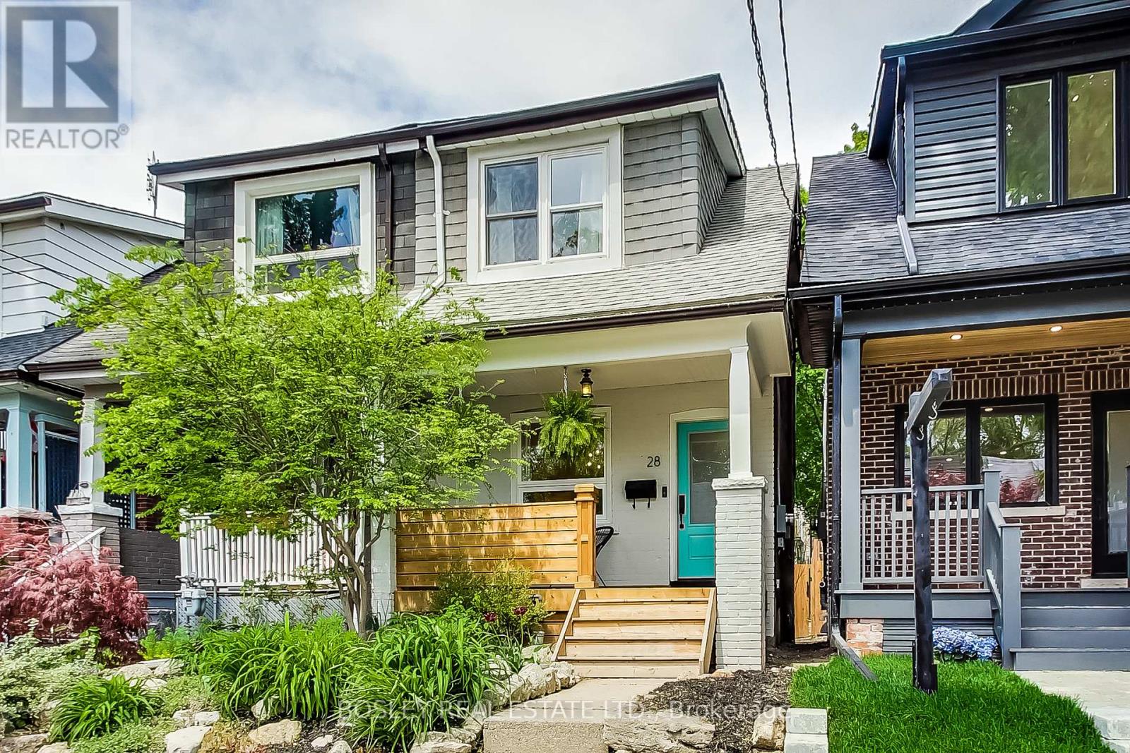 28 Mountalan Ave, Toronto, ON M4J 1H4