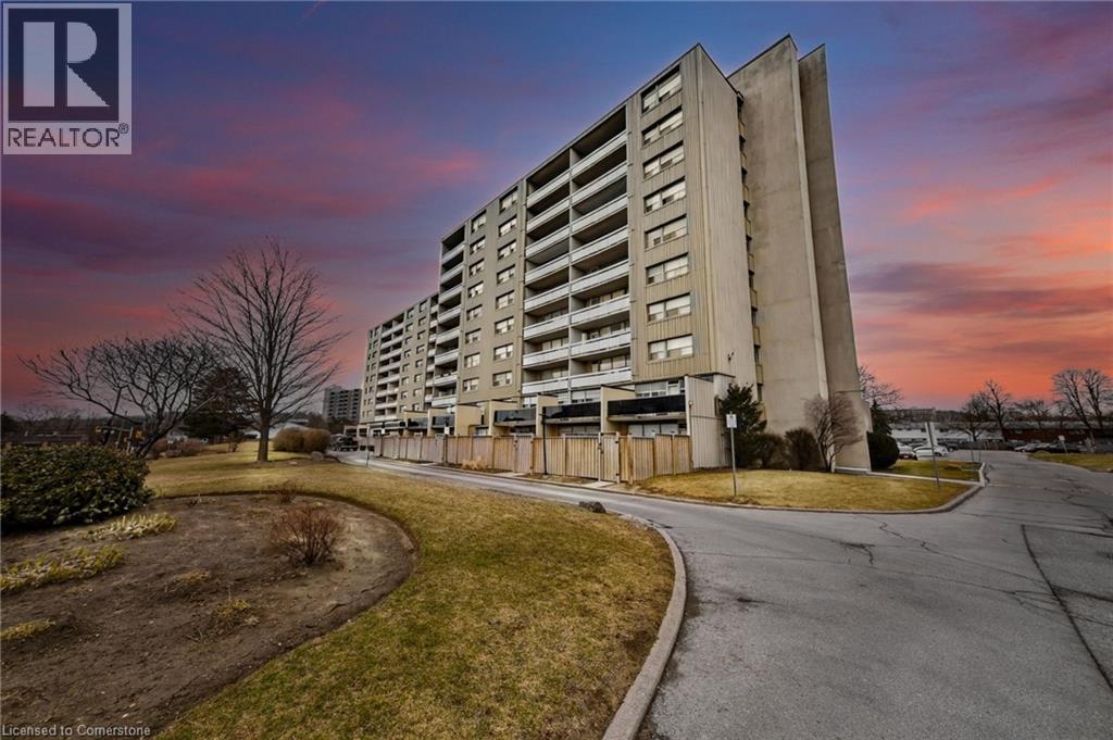15 Albright Road Unit 602, Hamilton, ON L8K 5J2