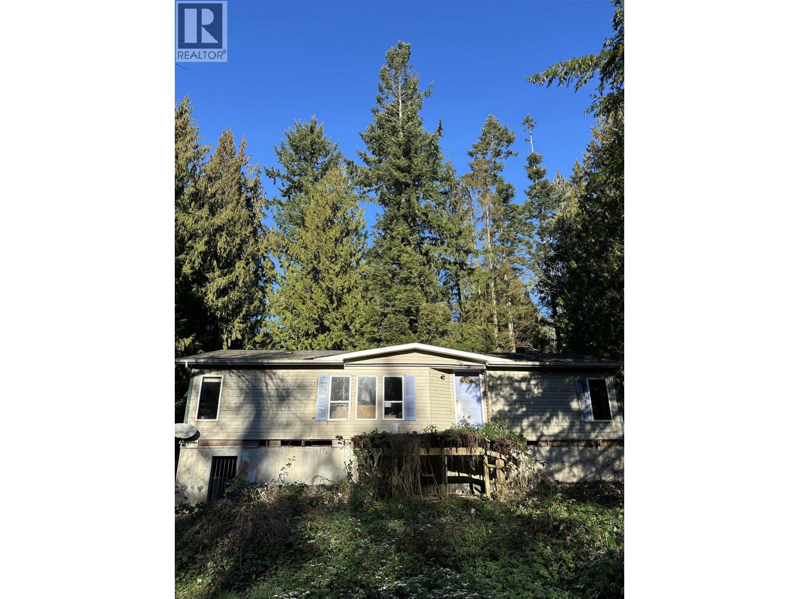 28444 Bell Ave, Maple Ridge, BC V2W 1L3