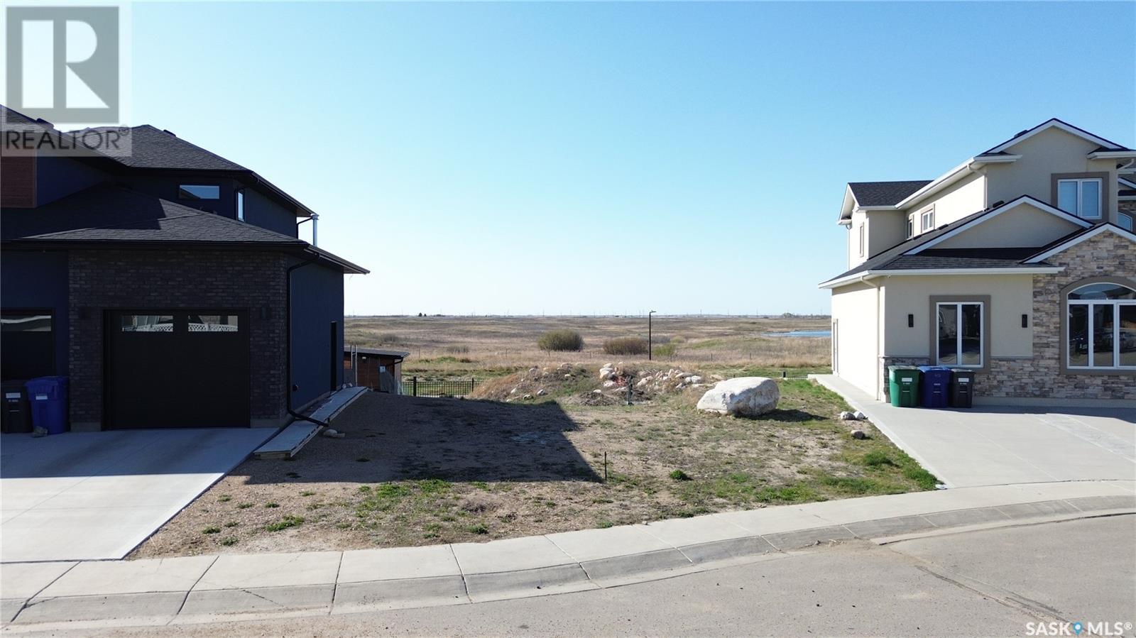 647 Bolstad Turn, Saskatoon, SK S7W 0Y2