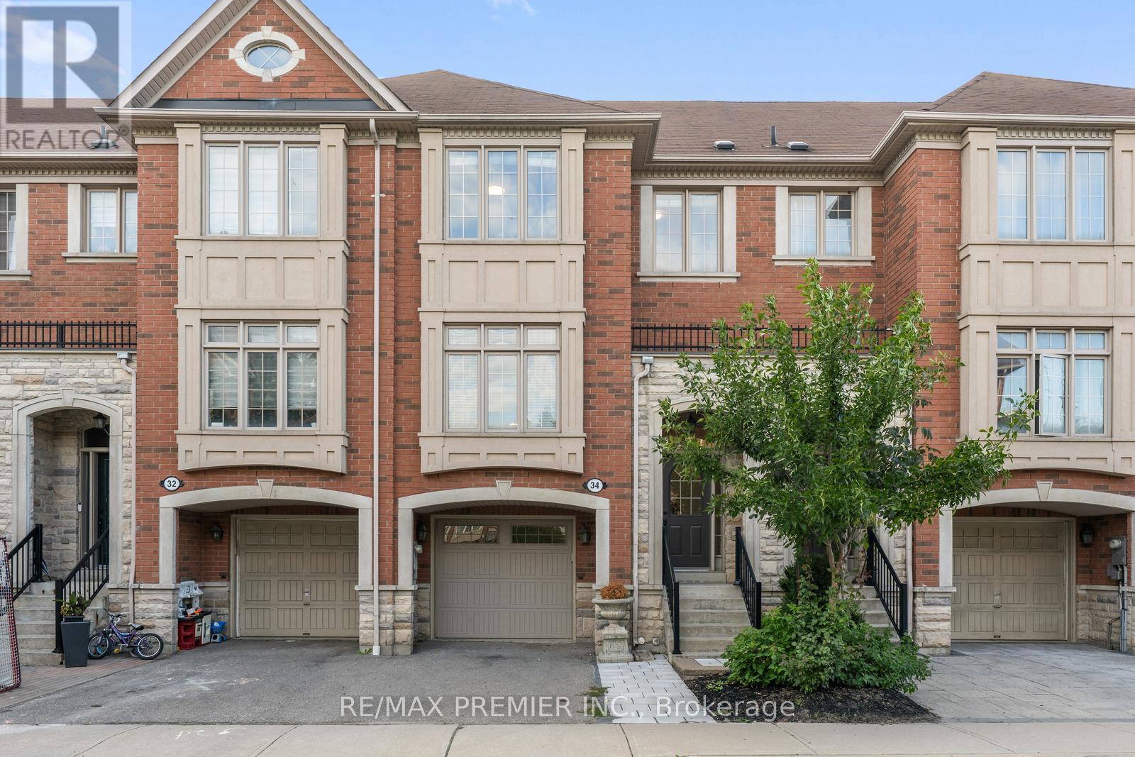 34 George Bogg Rd, Vaughan, ON L4L 0A3
