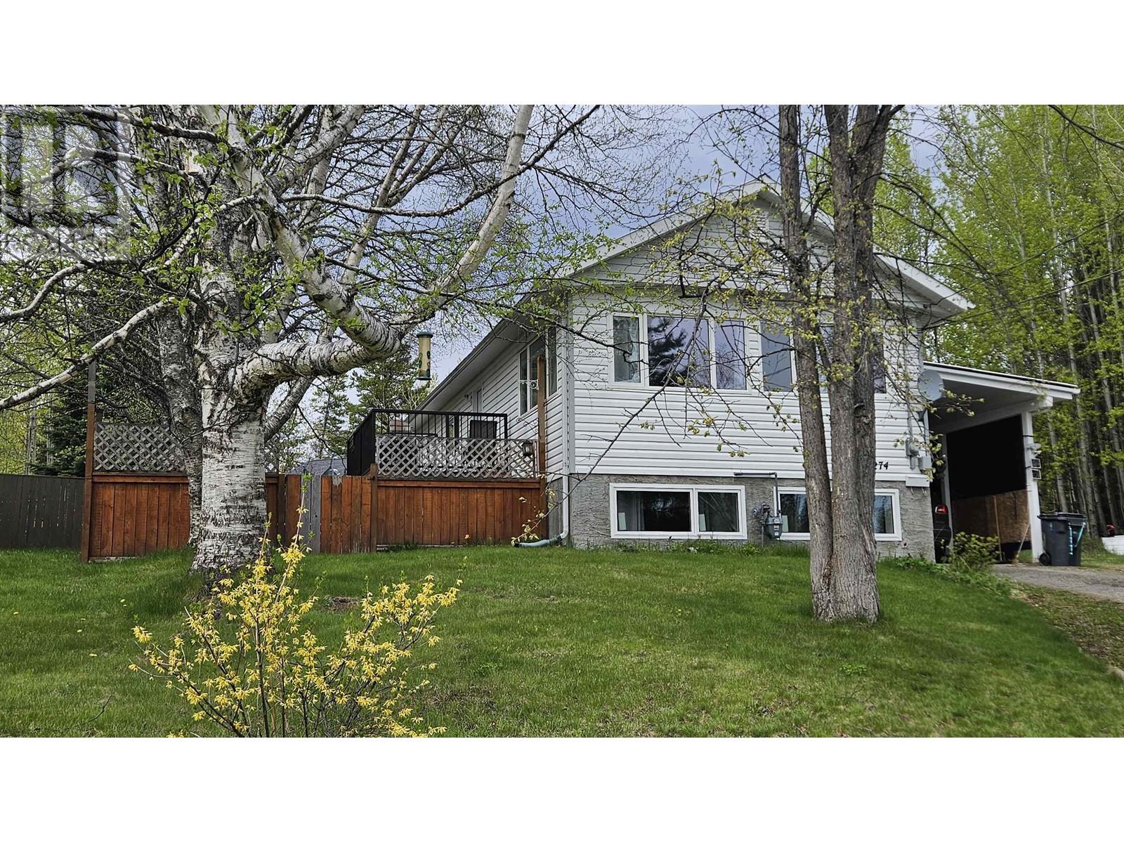 2274 Ball Pl, Prince George, BC V2K 3C6