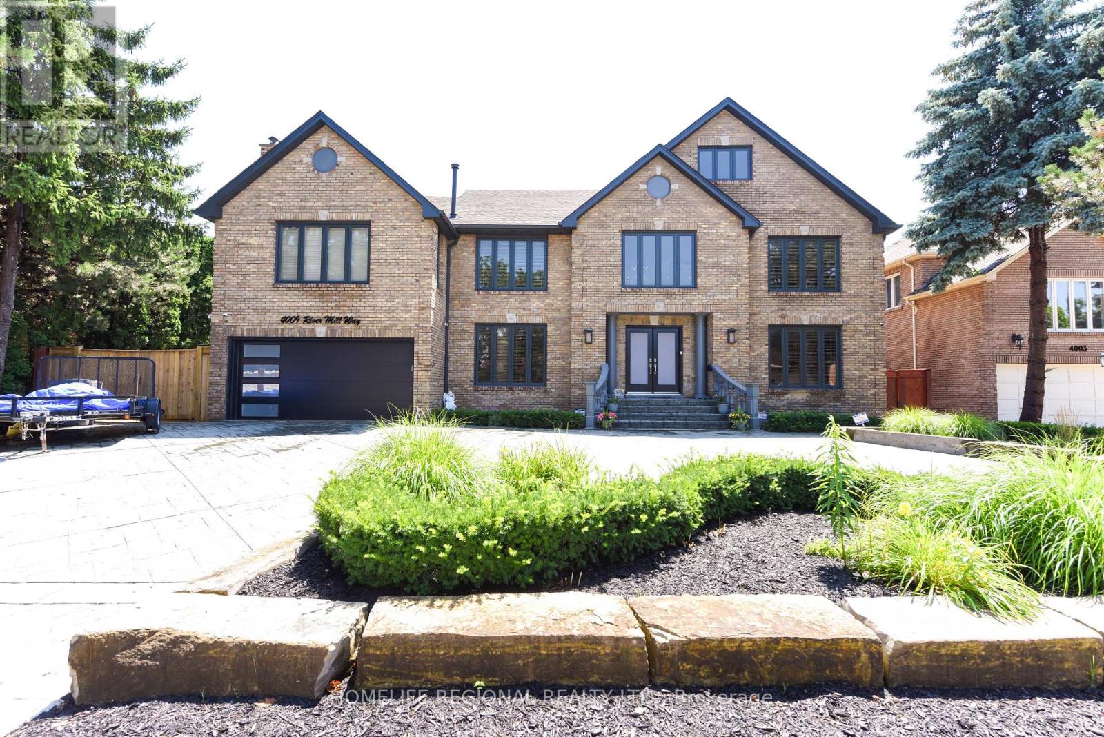 4009 River Mill Way, Mississauga, ON L4W 4C1