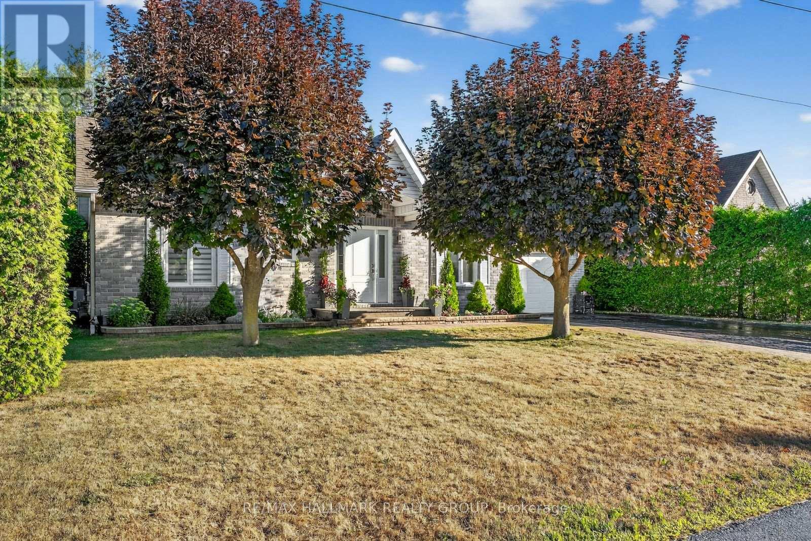 26 Desnoyers St, Casselman, ON K0A 1M0