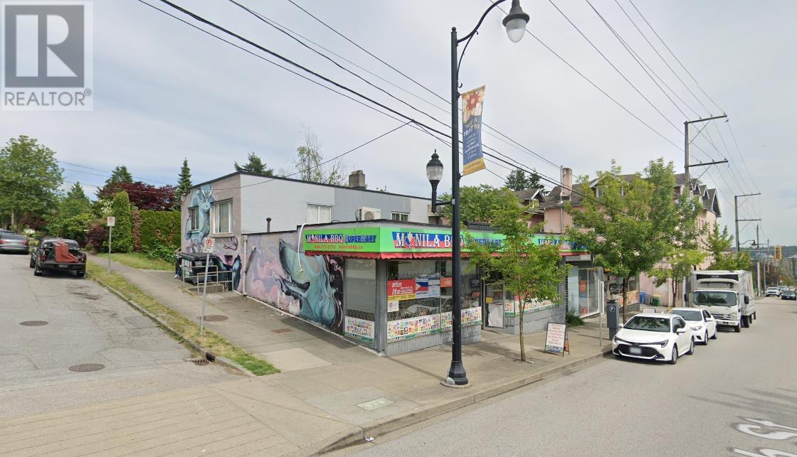 615 Twelfth St, New Westminster, BC V3M 4J3
