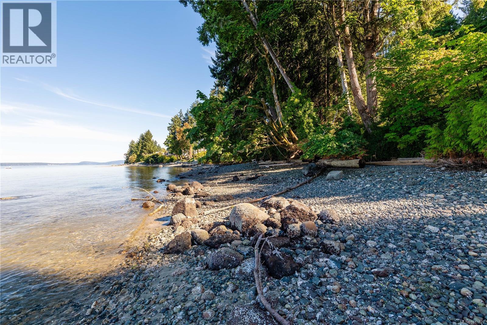 11231 Chemainus Rd, Ladysmith, BC V9G 1Y7