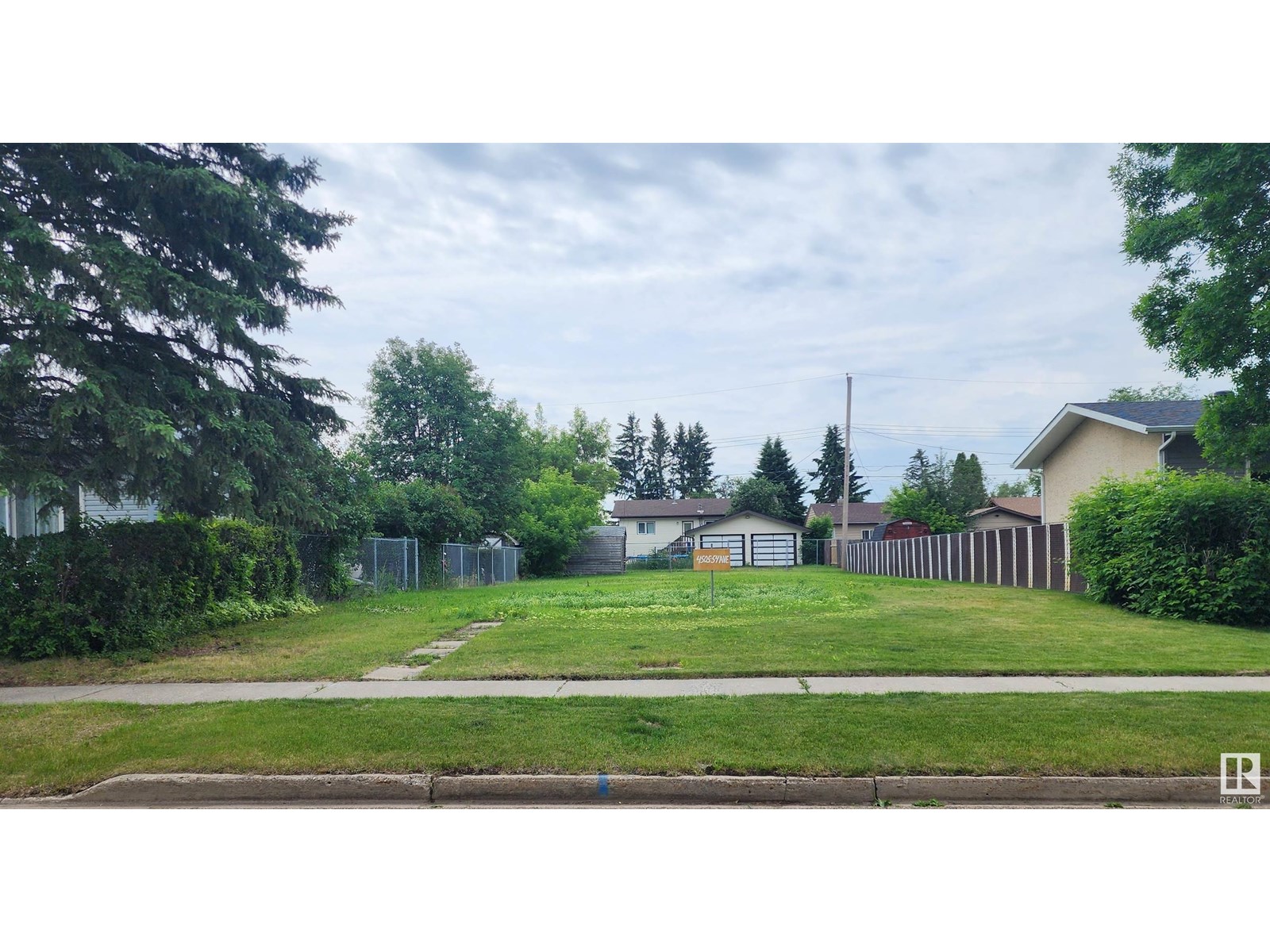 54 Av Unit 4505, Wetaskiwin, AB T9A 0Y9