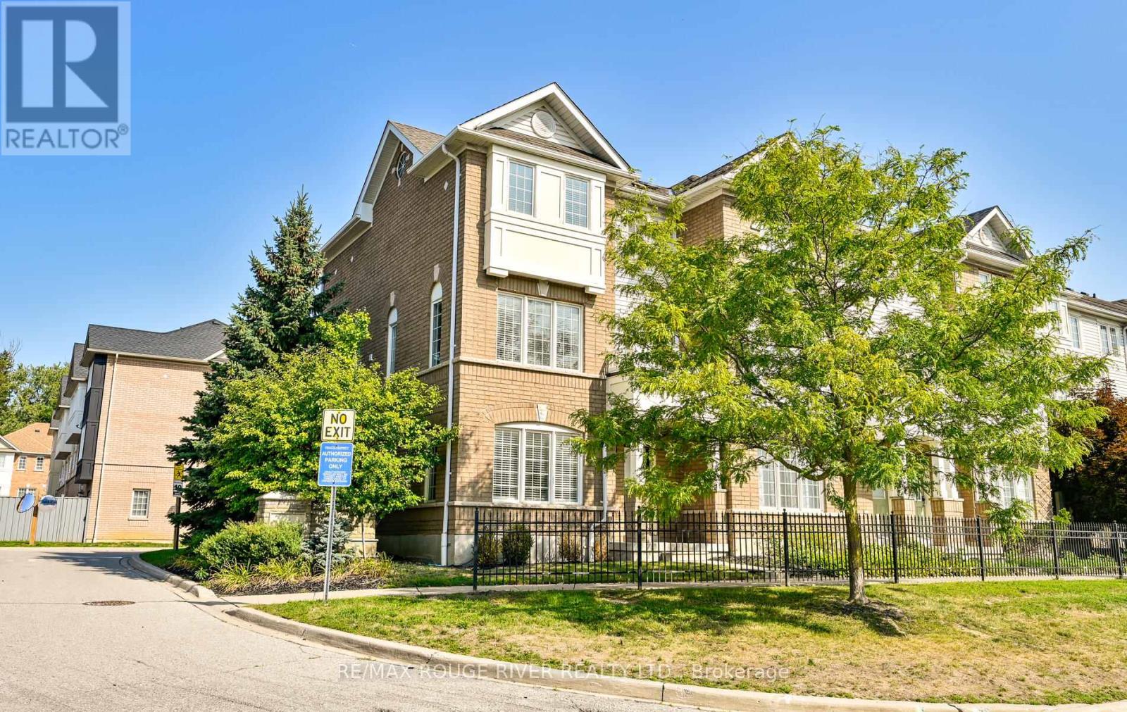 20 1790 Finch Ave, Pickering, ON L1V 0A1