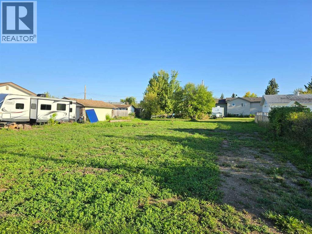 1 Avenue Ne Unit 24, McLennan, AB T0H 2L0