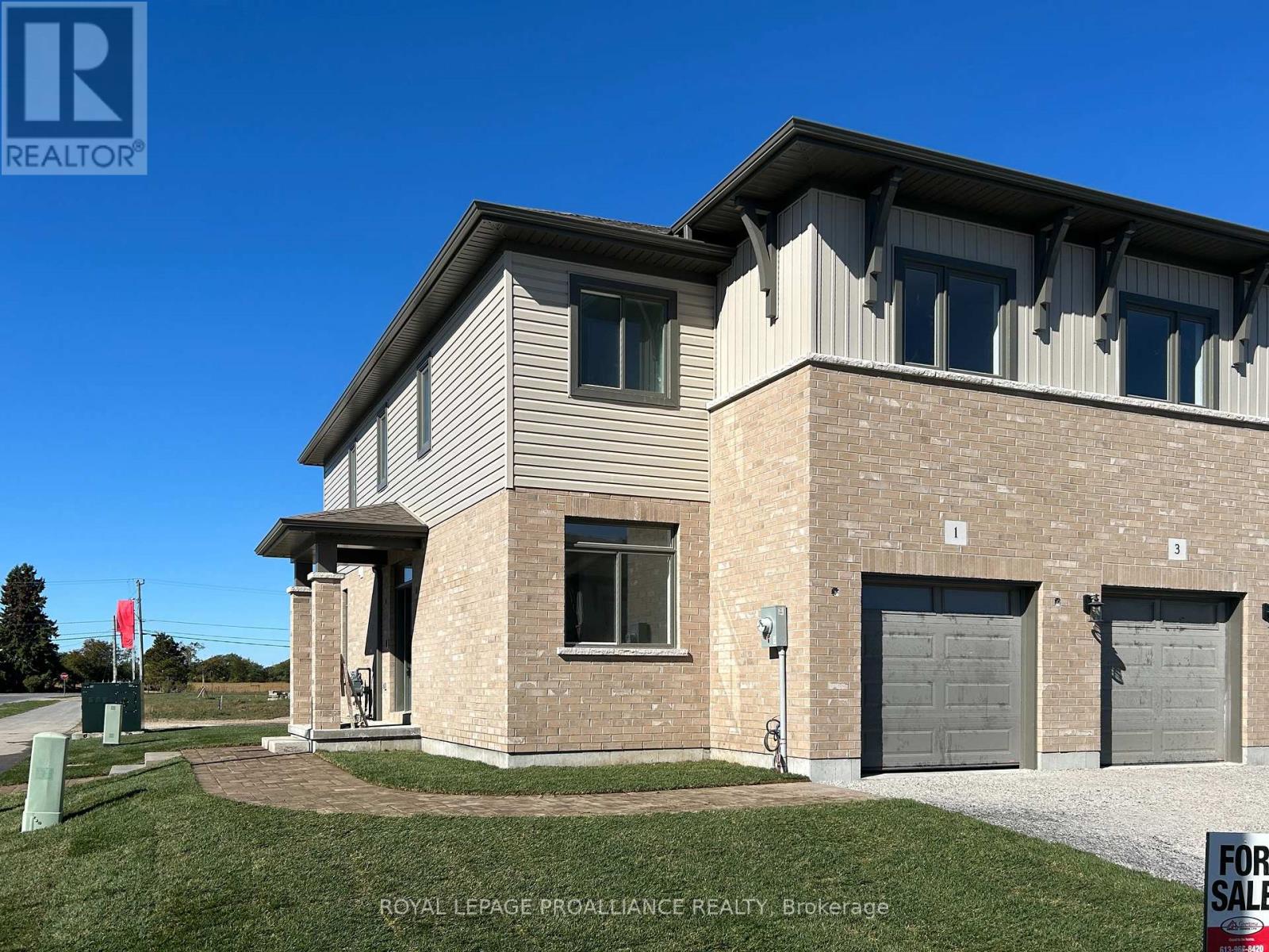 1 Otonabee St, Belleville, ON K8N 0T3