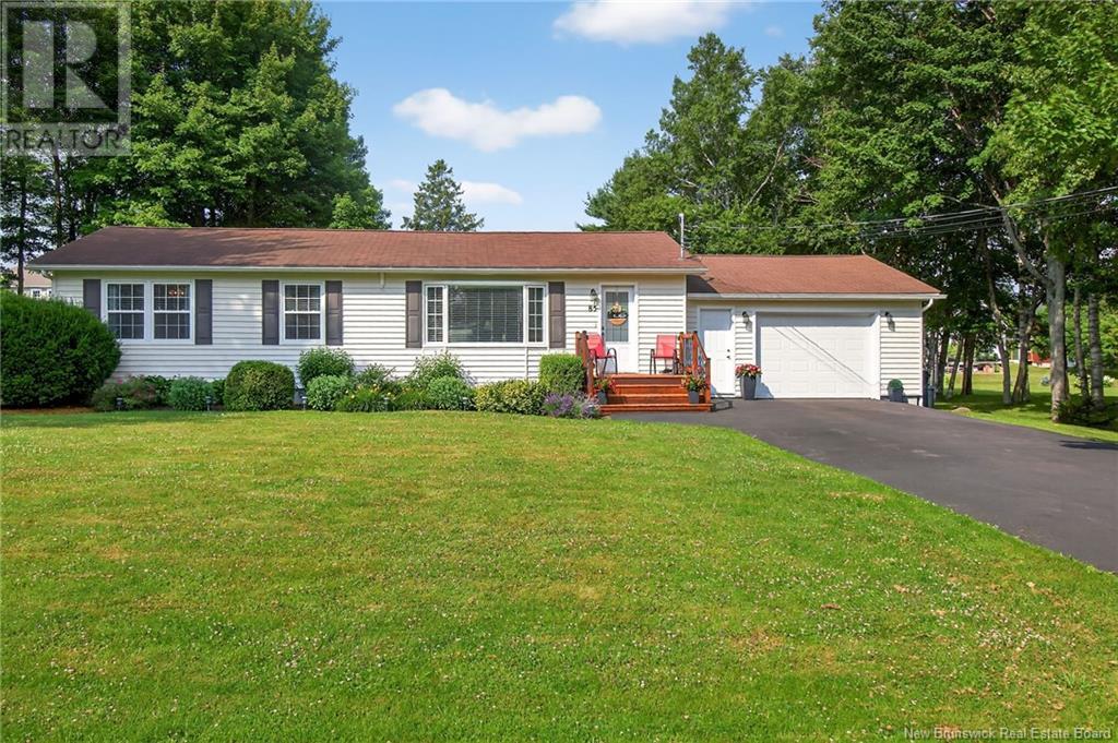 85 Montclair St, Shediac, NB E4P 2J2