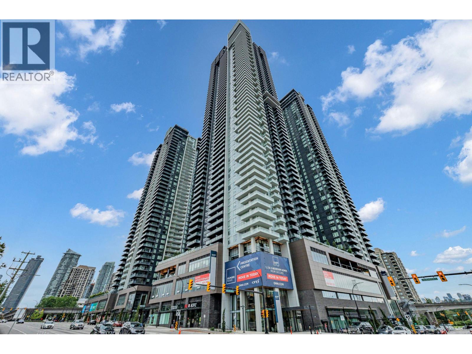 2108 Gilmore Avenue Unit 1612, Burnaby, BC V5C 0N8