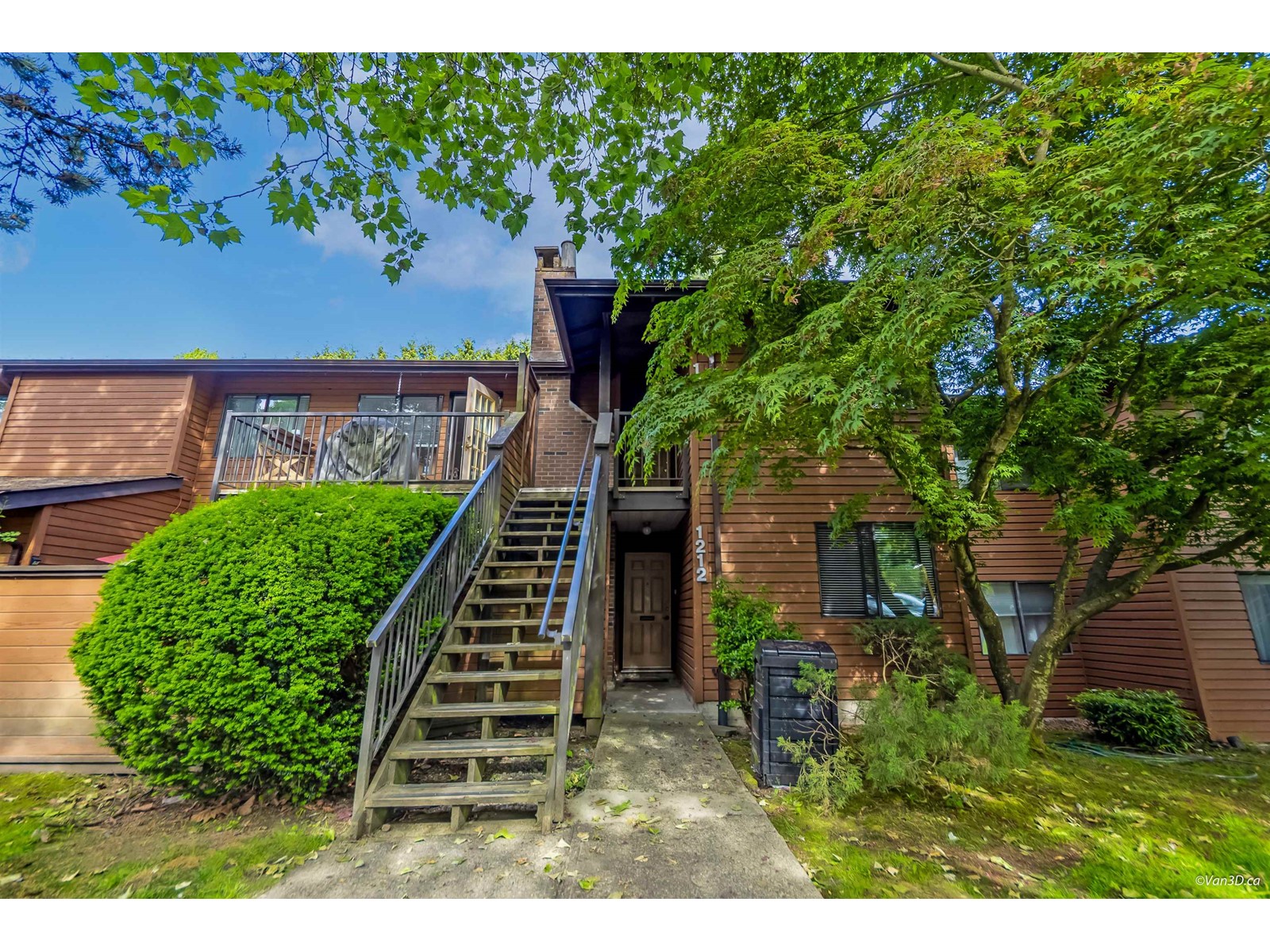 10620 150 Street Unit 1214, Surrey, BC V3R 7S1