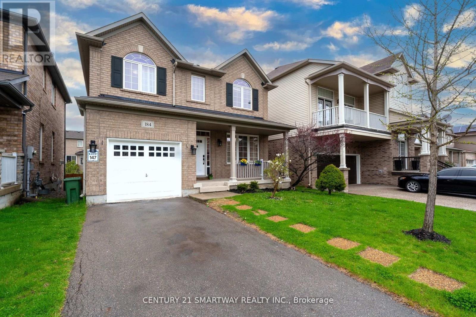 184 Montreal Cir, Hamilton, ON L8E 0C6