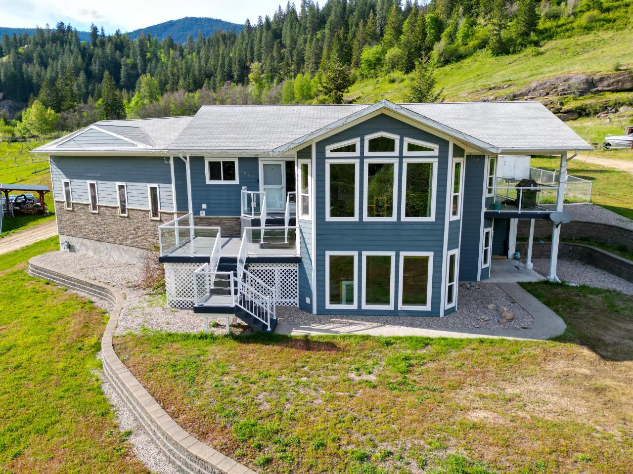 3637 Broadwater Road, Castlegar, BC V1N 4V3 MLS 2476834 Houseful
