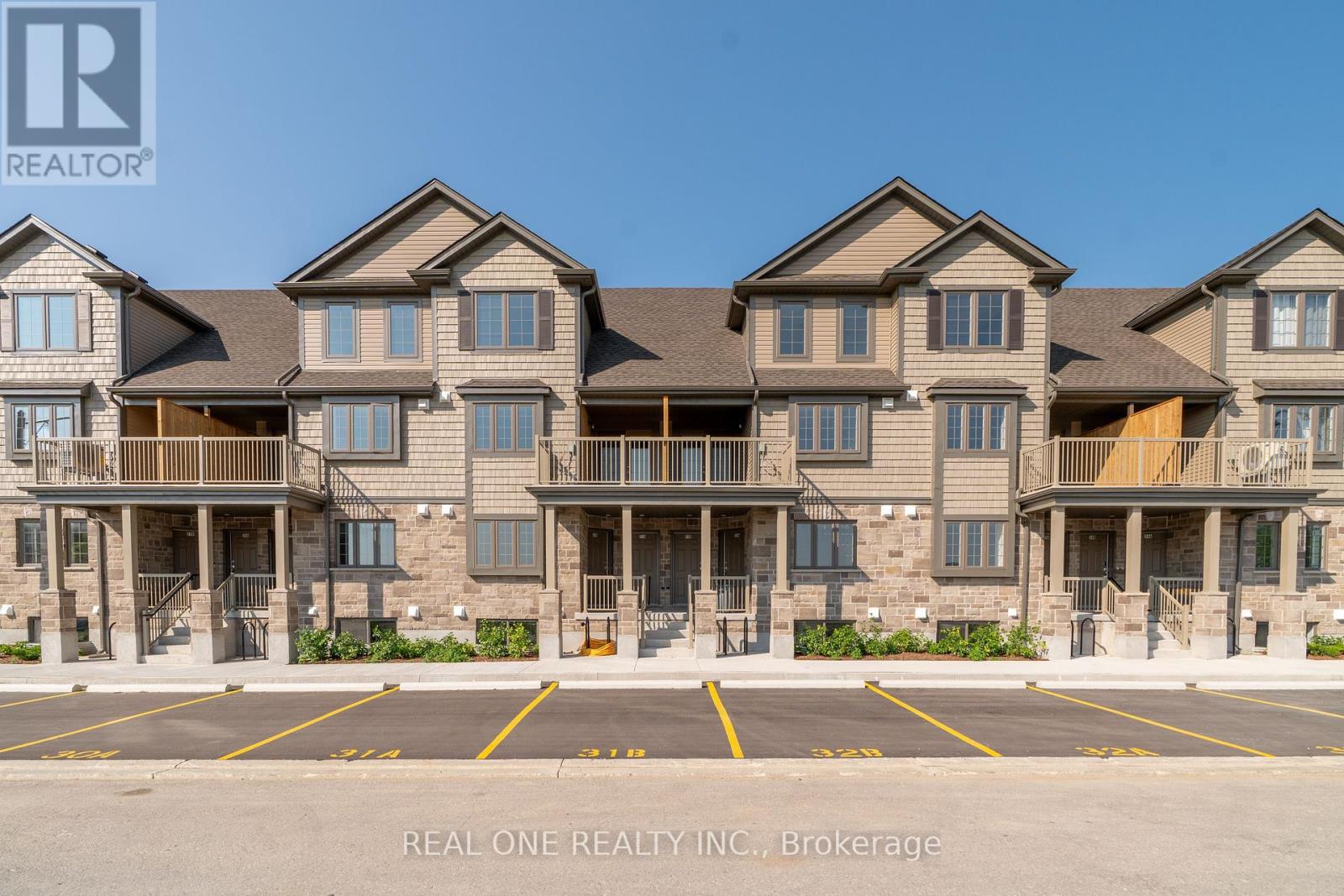 31 Unit 85 Mullin Dr #b, Guelph, ON N1E 7M2