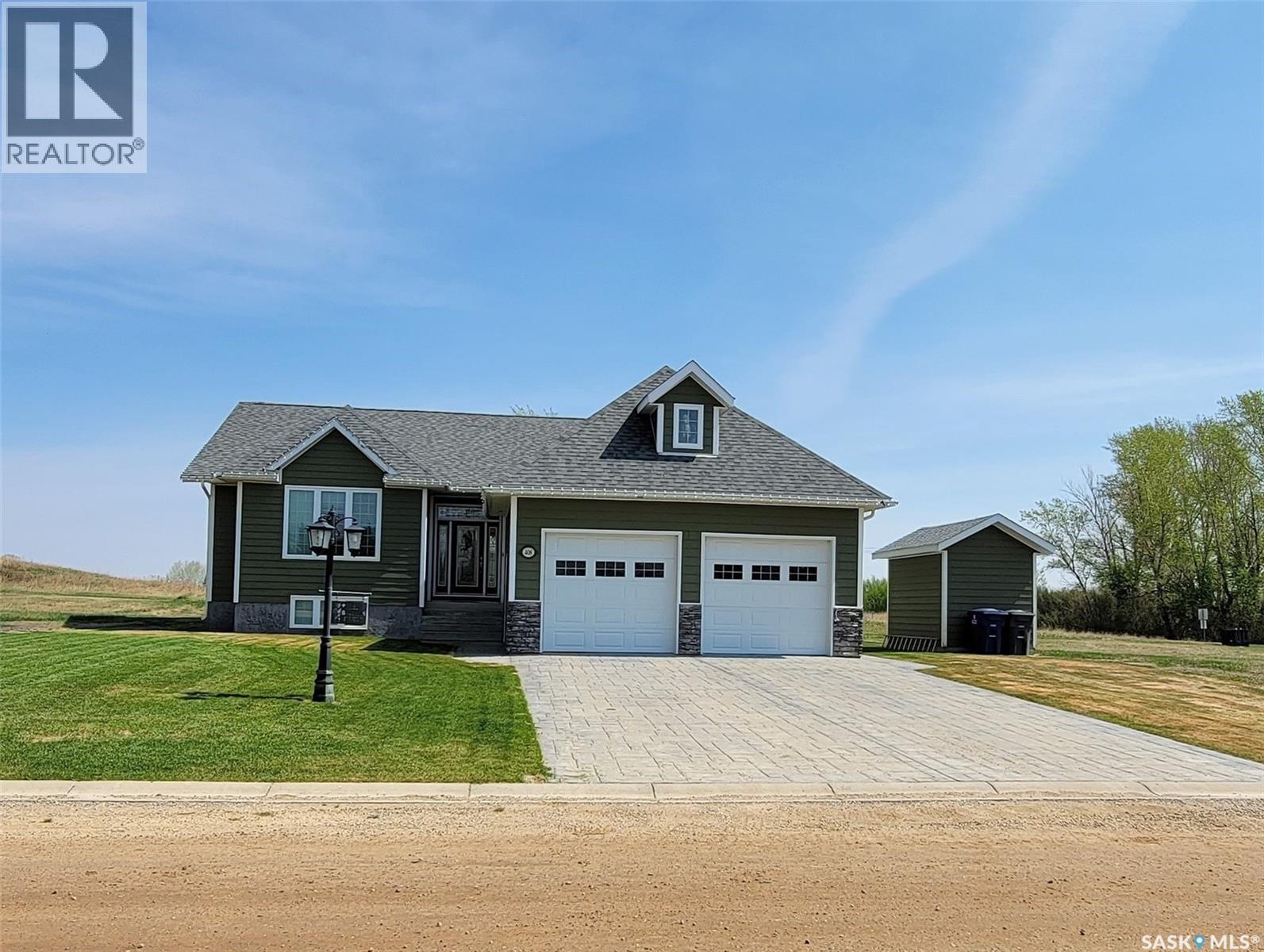 408 5 Street East, Wilkie, SK S0K 4W0