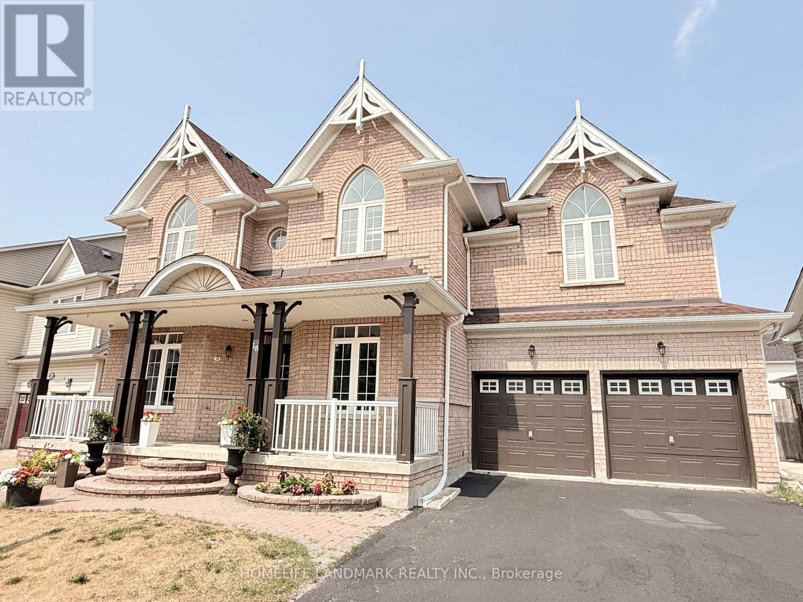 18 The Queensway, Barrie, ON L4M 7H6